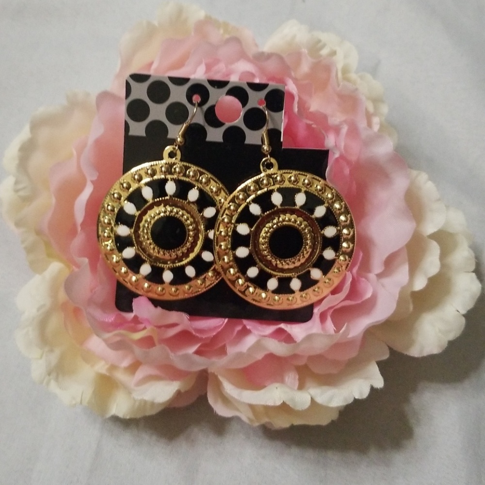 Cute Round Statement Earrings NWT